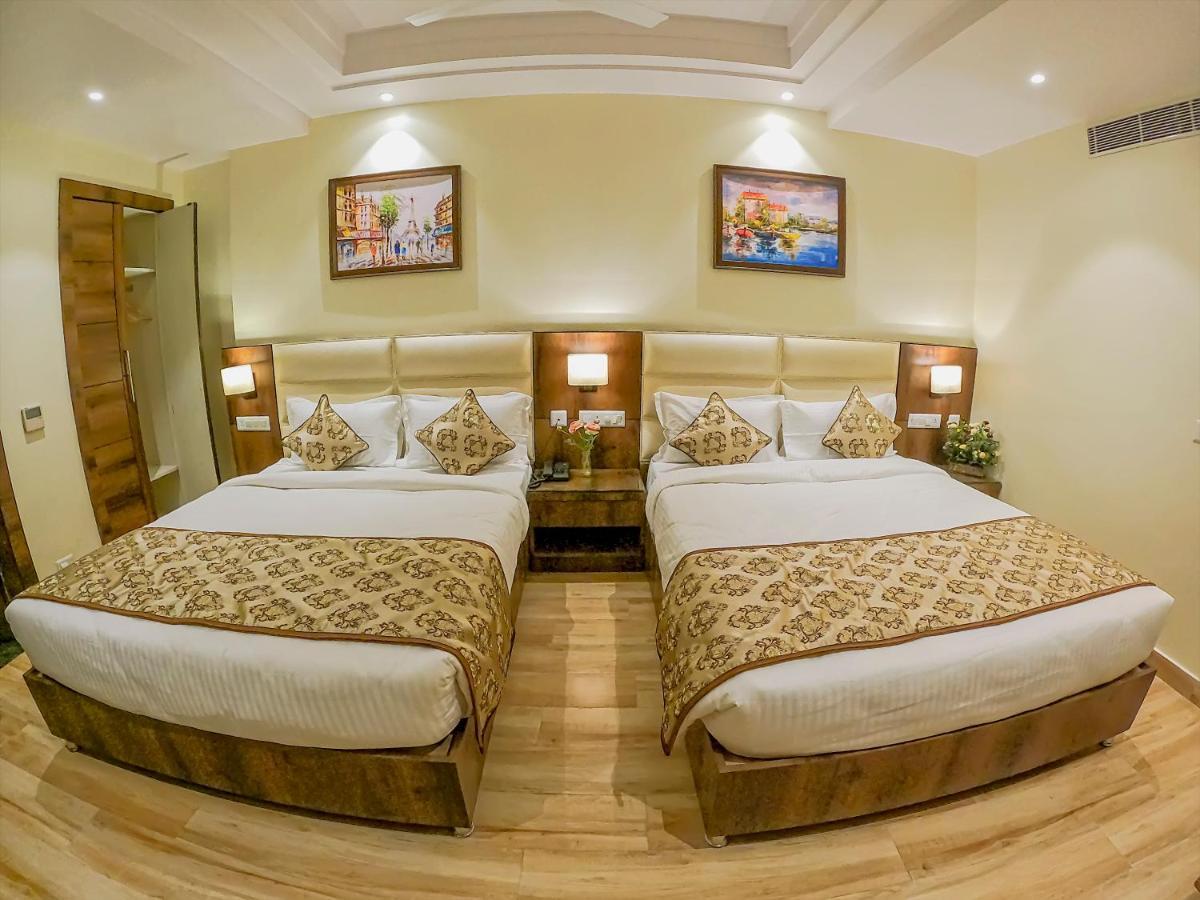 Hotel Hira Inn-10Mins From Railway Station & Bus Station Prayagraj Extérieur photo