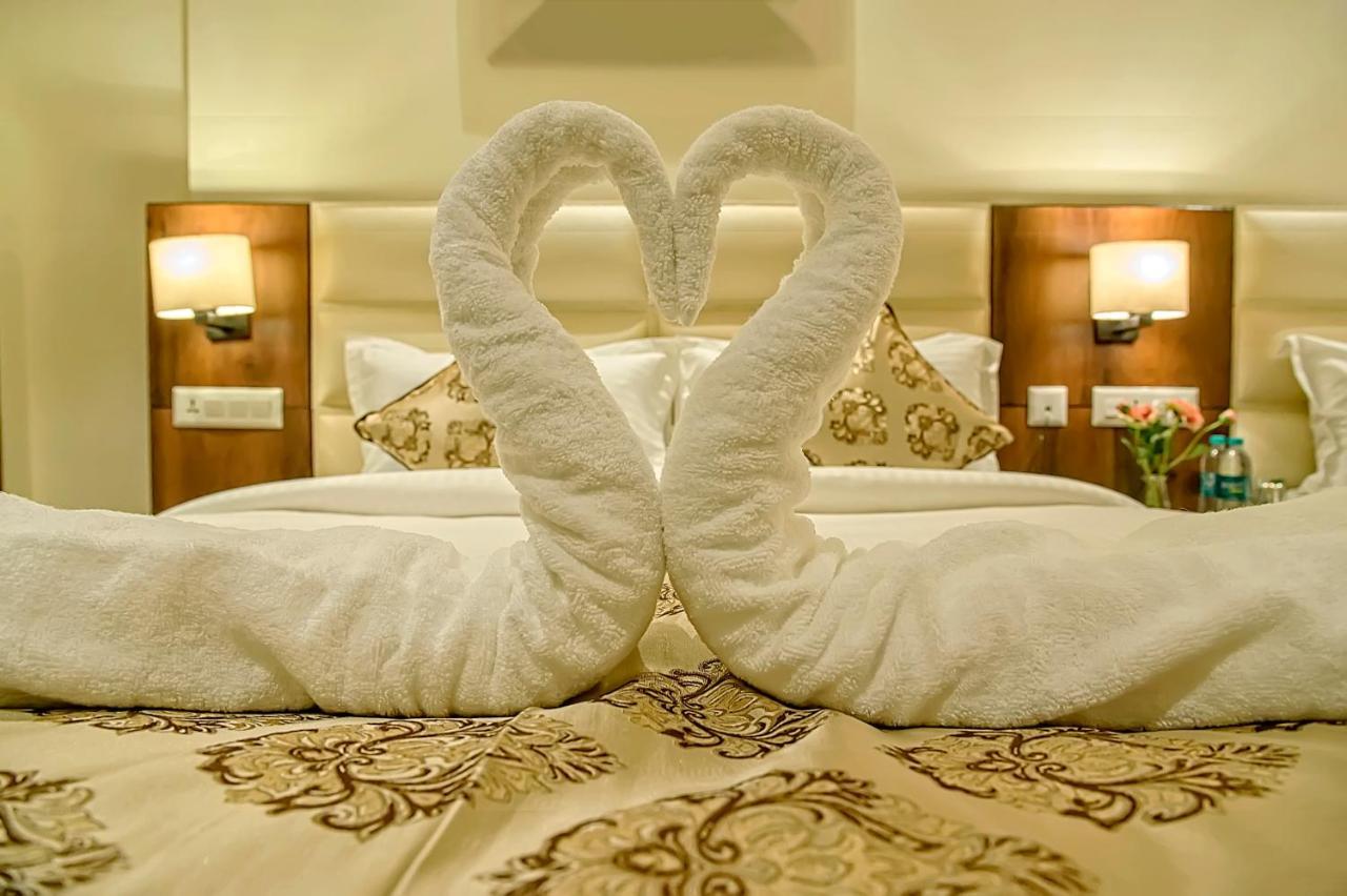 Hotel Hira Inn-10Mins From Railway Station & Bus Station Prayagraj Extérieur photo
