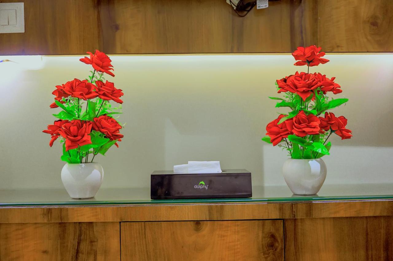 Hotel Hira Inn-10Mins From Railway Station & Bus Station Prayagraj Extérieur photo