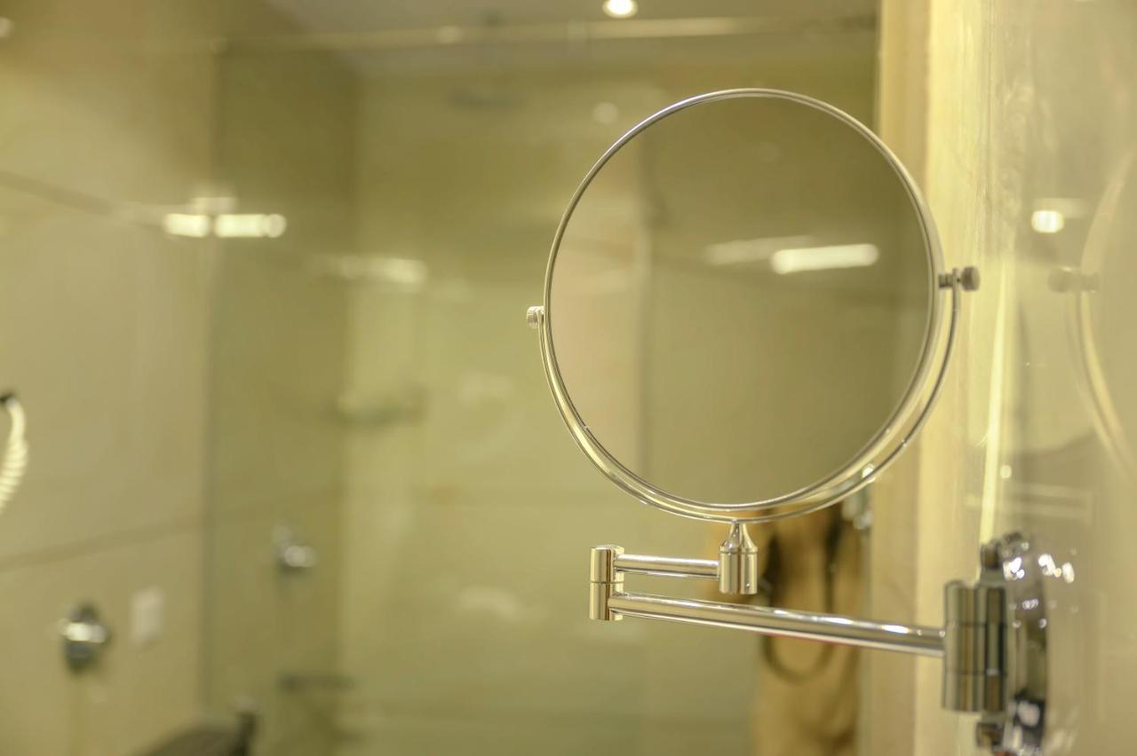 Hotel Hira Inn-10Mins From Railway Station & Bus Station Prayagraj Extérieur photo